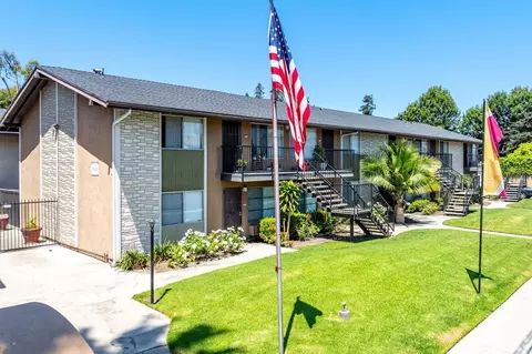 9091 Holder St, Cypress, CA 90630 photo 12