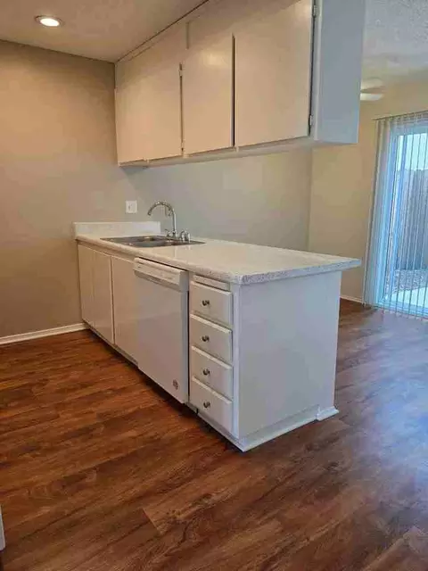 9091 Holder St, Cypress, CA 90630 photo 38