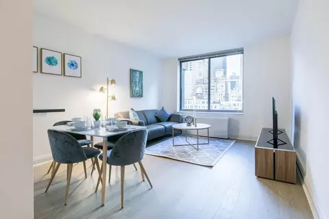 200 E 11th St, New York, NY 10003