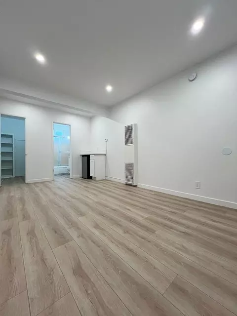 1723 S Westgate Ave, Los Angeles, CA 90025