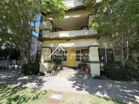 704 20th St, Sacramento, CA 95811