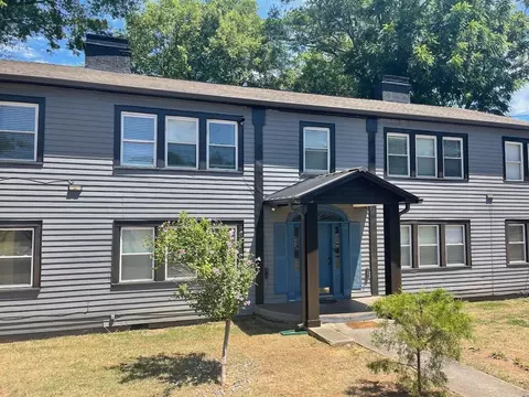 587 Colonial Cir SE, Marietta, GA 30060