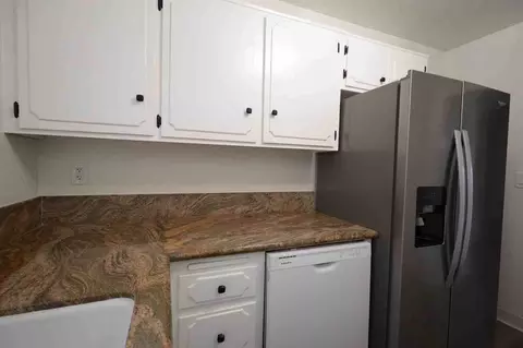 488 W Duarte Rd, Arcadia, CA 91007 photo 9