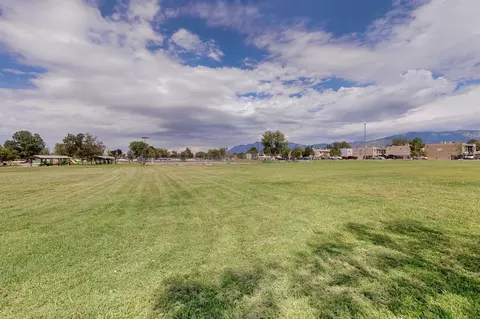8000 Grand Ave NE, Albuquerque, NM 87108