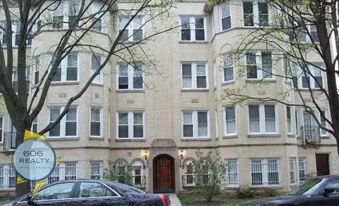 6500 N Washtenaw Ave, Chicago, IL 60645