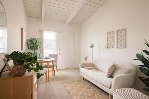 4386 Clairemont Mesa Blvd, San Diego, CA 92117