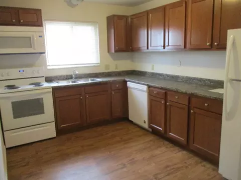 5226 Lemay Ferry Rd, Mehlville, MO 63129