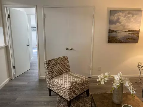 10557 Lindley Ave, Los Angeles, CA 91326