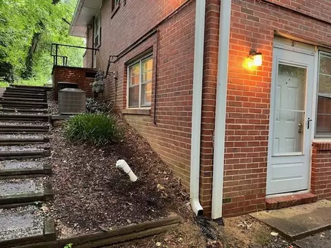 117 Purefoy Rd, Chapel Hill, NC 27514