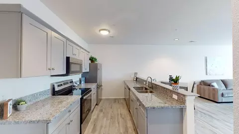 2818 4th St NW, Albuquerque, NM 87107