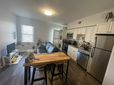 216 Broadway, Amityville, NY 11701