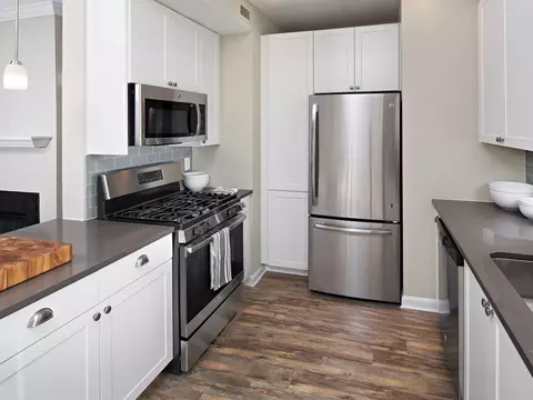 1 Florence Dr, Florham Park, NJ 07932 photo 3