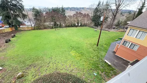 1307 10th Ave, Milton, WA 98354