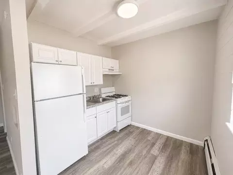 418 E Brookside St, Colorado Springs, CO 80905