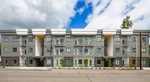 305 NE Lincoln St, Hillsboro, OR 97124