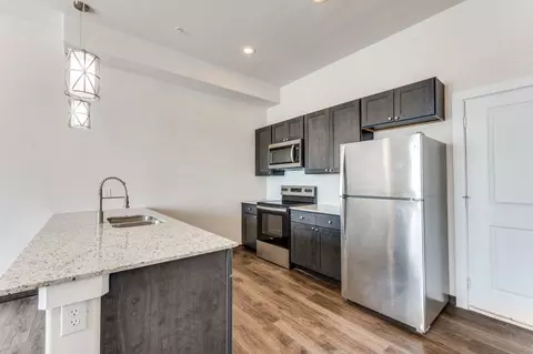 710 Benge Dr, Arlington, TX 76013