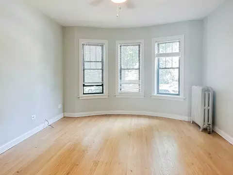 4600 N Winchester Ave, Chicago, IL 60640