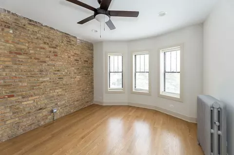 4600 N Winchester Ave, Chicago, IL 60640