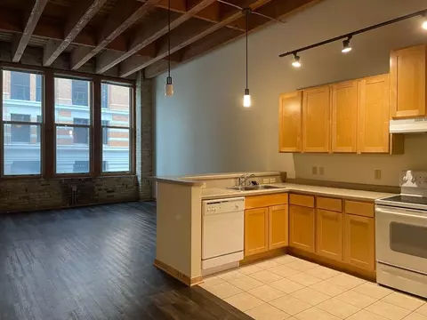 249 N Water St, Milwaukee, WI 53202