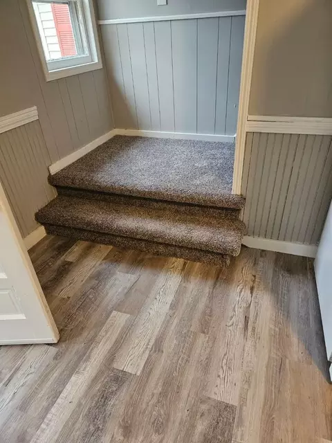 17 Cedar St, South Barre, MA 01074