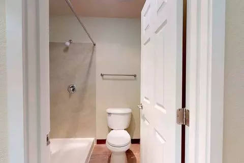 898 137th Ave NE, Bellevue, WA 98005 photo 10