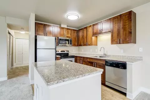 898 137th Ave NE, Bellevue, WA 98005 photo 17