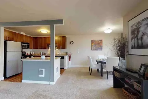 898 137th Ave NE, Bellevue, WA 98005 photo 13