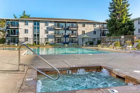 898 137th Ave NE, Bellevue, WA 98005 photo 3