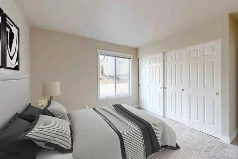 898 137th Ave NE, Bellevue, WA 98005 photo 8