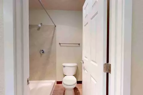 898 137th Ave NE, Bellevue, WA 98005 photo 10