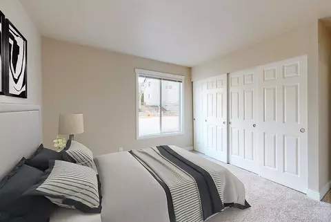 898 137th Ave NE, Bellevue, WA 98005 photo 8