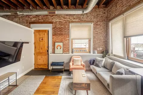 621 14th St, Union City, NJ 07087