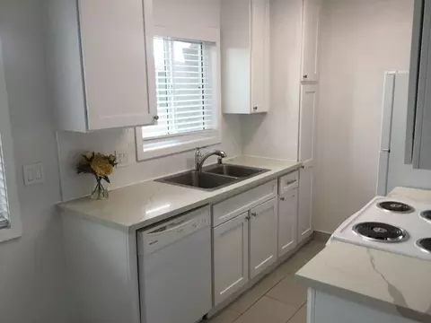 3555 Sawtelle Blvd, Los Angeles, CA 90066