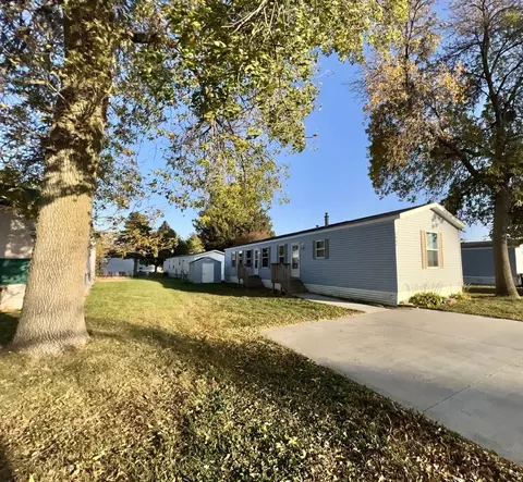 106 23rd St NW, Stewartville, MN 55976
