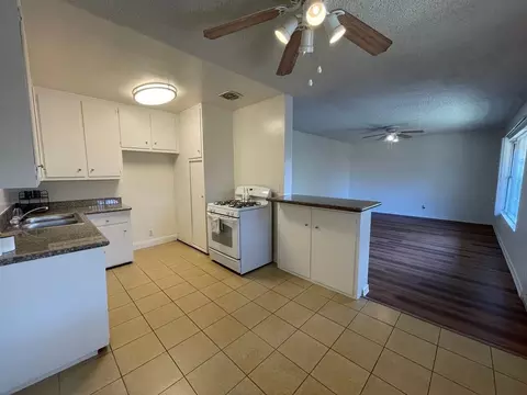 2804 W El Segundo Blvd, Gardena, CA 90249 photo 2