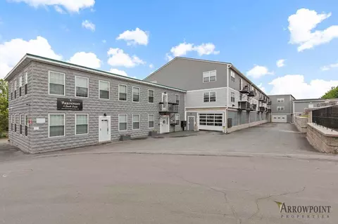 2 S Grove St, Bradford, MA 01835