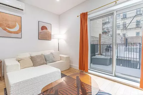 200 E 11th St, New York, NY 10003
