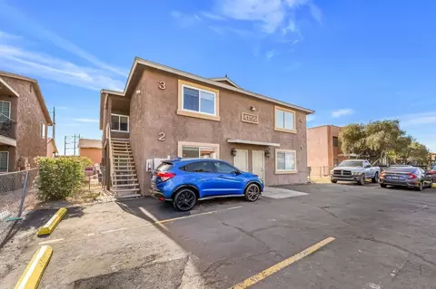 4156 Zavala St, Spring Valley, NV 89103