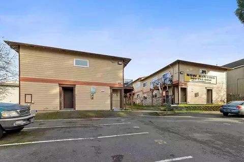 912 NE 91st924 Ne 91st #912-912, Maywood Park, OR 97220