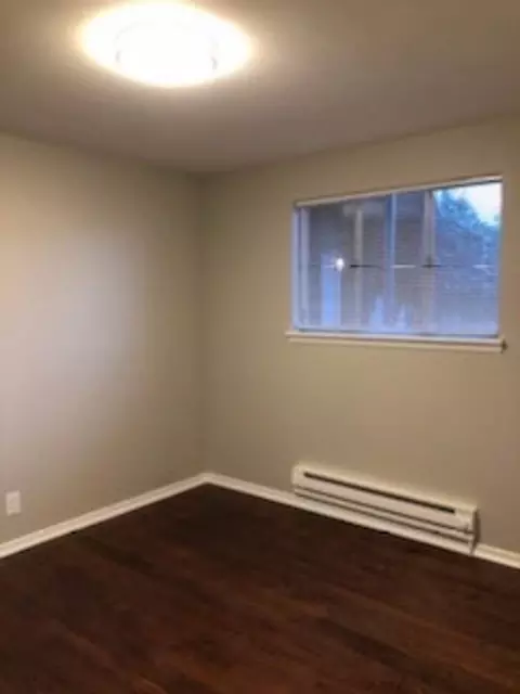 6512 Martin Luther King Jr Way S, Seattle, WA 98118