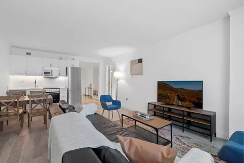 810 Pacific Ave, Atlantic City, NJ 08401