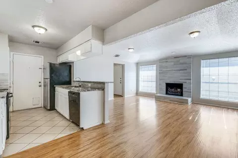 7406 Amherst Dr, Rowlett, TX 75088