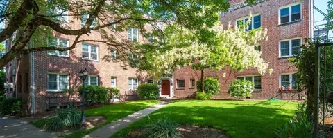 2623 SE Ankeny St, Portland, OR 97214