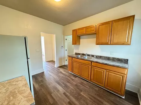 1106 N Michigan St, Elkhart, IN 46514