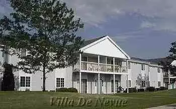 918 4th St, Fond Du Lac, WI 54935
