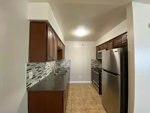 1801 N 50th St, Phoenix, AZ 85008