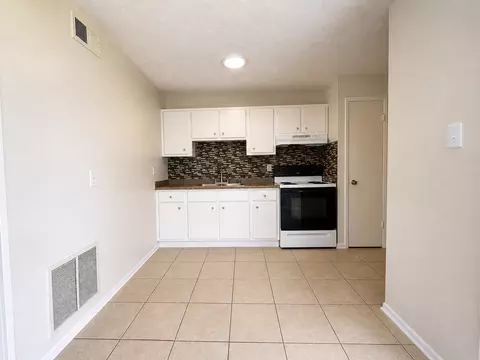 350 Stanton Rd, Mobile, AL 36617