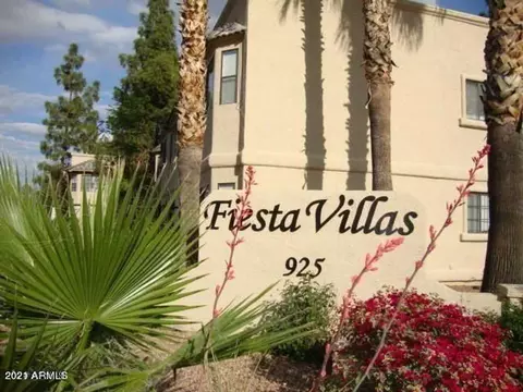 925 S Longmore, Mesa, AZ 85202