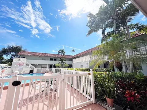 1300 NE 3rd St, Fort Lauderdale, FL 33301
