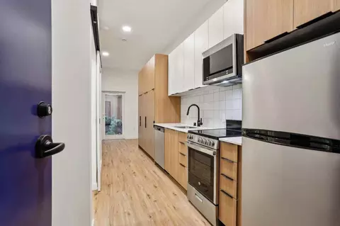 1140 NW Market St, Seattle, WA 98107